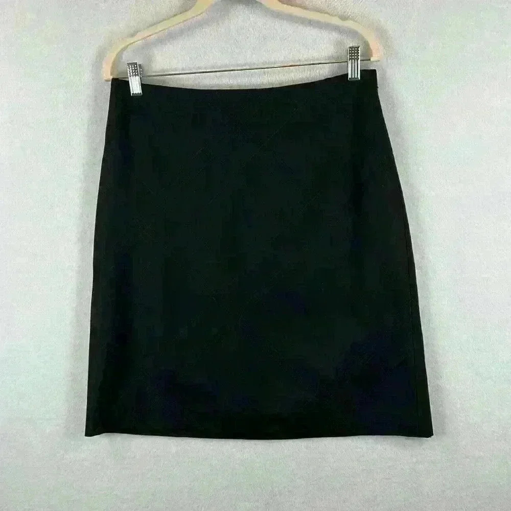 Ann Taylor Women’s Pencil Skirt Size 10 Black w/Pattern
